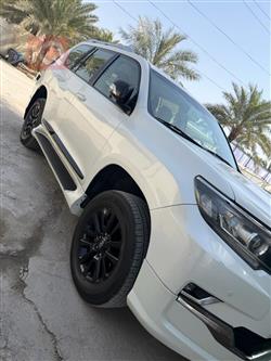 تويوتا لاندكروزر برادو